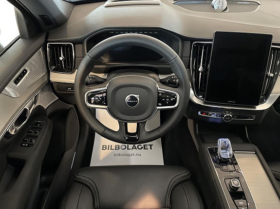 Volvo XC90 9 of 27
