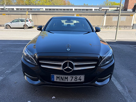 Mercedes-Benz C250 d 3 of 6
