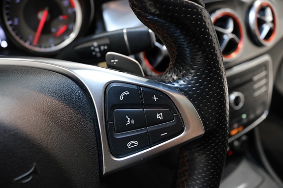 Mercedes-Benz CLA220 d 27 of 28