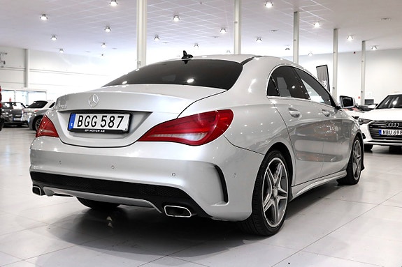 Mercedes-Benz CLA220 d 4 of 5