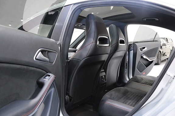 Mercedes-Benz CLA220 d 18 of 28