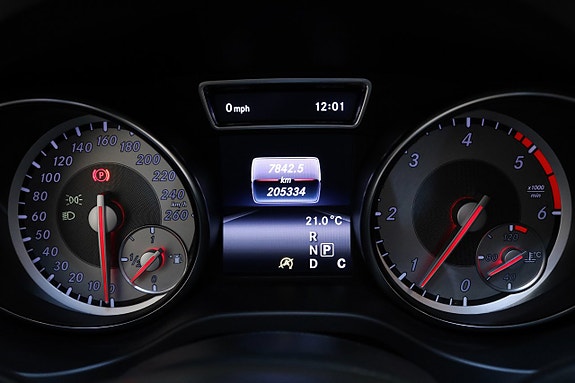 Mercedes-Benz CLA220 d 24 of 28