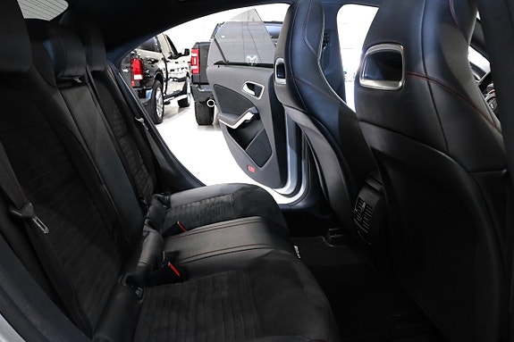 Mercedes-Benz CLA220 d 19 of 28