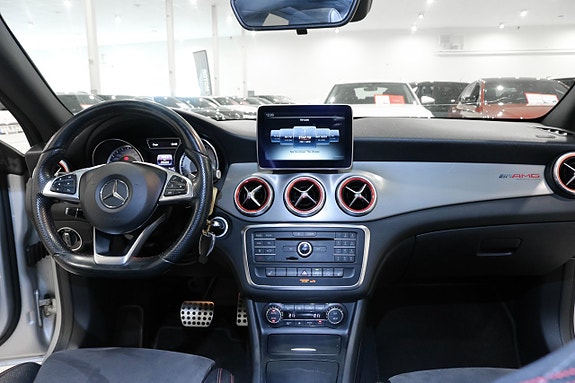 Mercedes-Benz CLA220 d 15 of 28