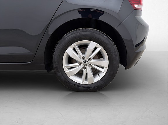 Volkswagen Polo 24 of 26