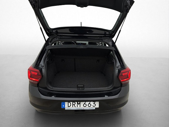 Volkswagen Polo 8 of 26