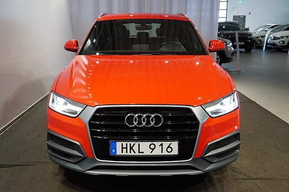 Audi Q3 3 of 5