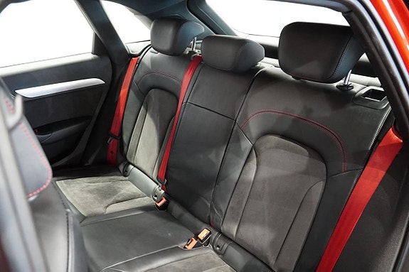 Audi Q3 7 of 15