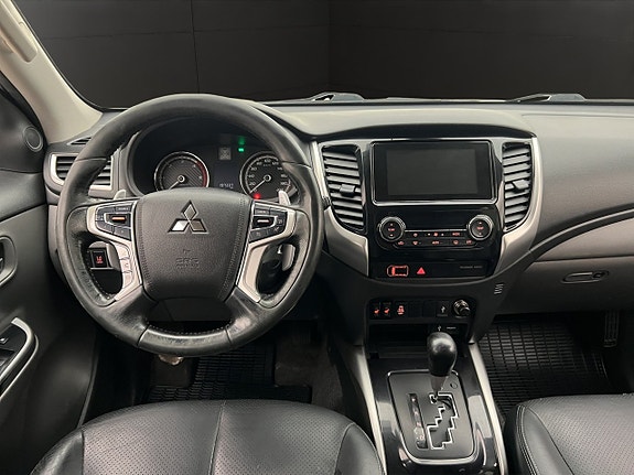 Mitsubishi L200 18 of 30