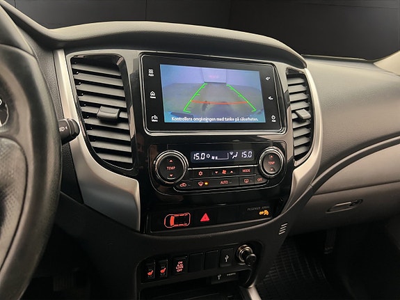 Mitsubishi L200 25 of 30