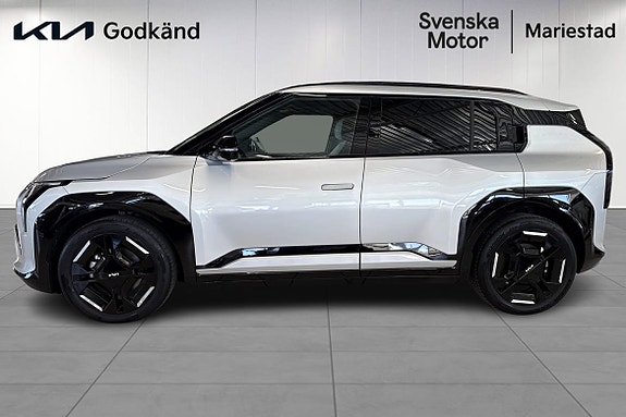 Kia EV3 3 of 5