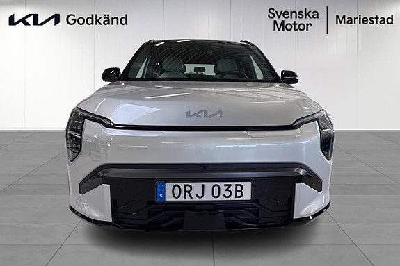 Kia EV3 2 of 5