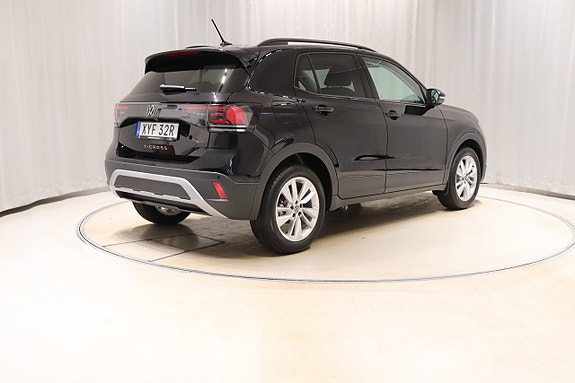 Volkswagen T-Cross 4 of 10