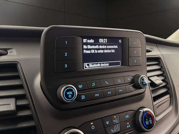 Ford Custom Tourneo 18 of 27