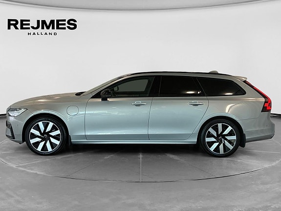 Volvo V90 3 of 16