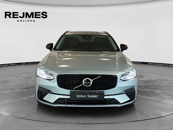 Volvo V90 9 of 16