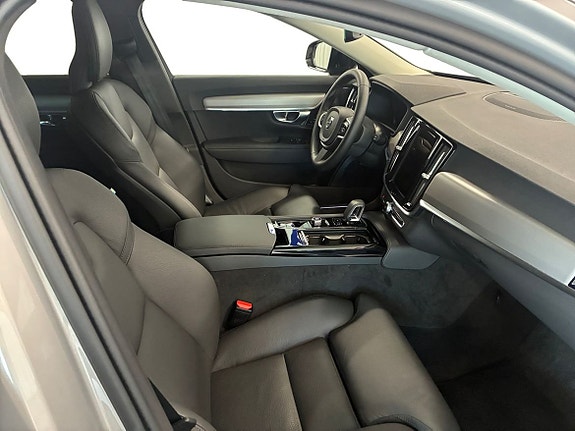 Volvo V90 5 of 16
