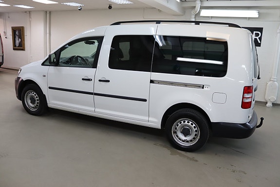 Volkswagen Caddy Maxi 2 of 5