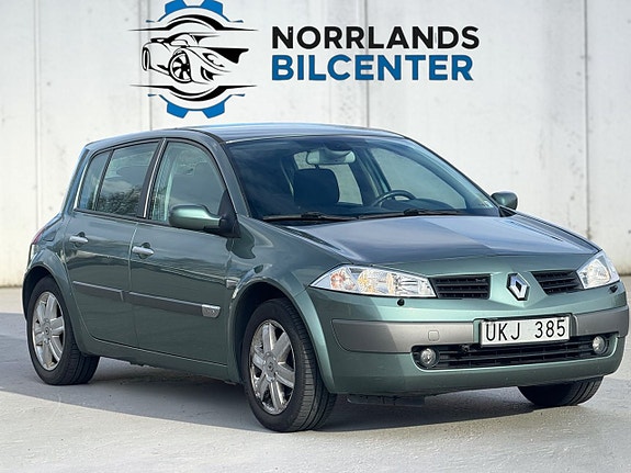 Renault Megane 2 of 14