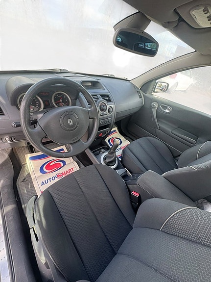 Renault Megane 14 of 14
