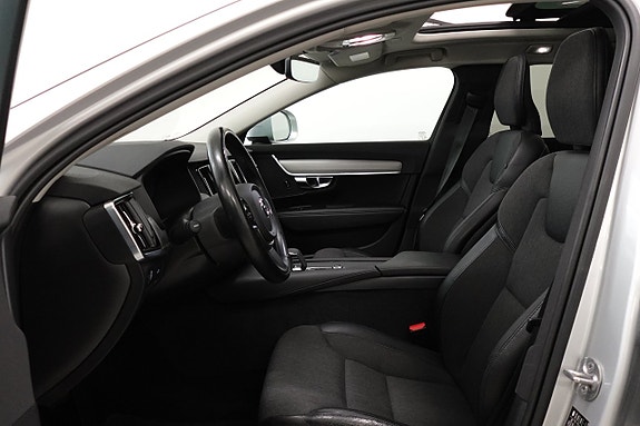 Volvo V90 Cross Country 4 of 5
