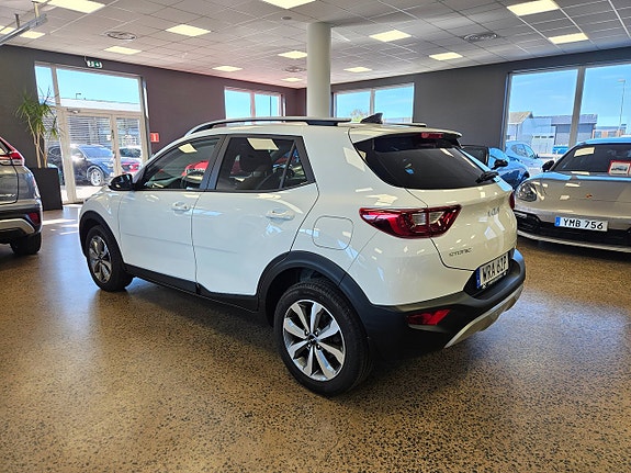 Kia Stonic 4 of 17
