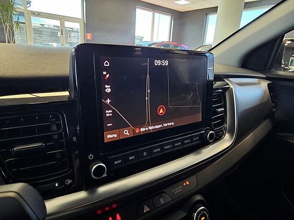 Kia Stonic 9 of 17