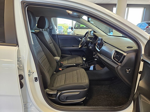 Kia Stonic 14 of 17
