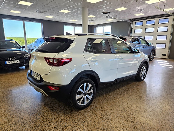 Kia Stonic 6 of 17