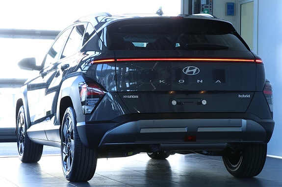 Hyundai Kona 4 of 5