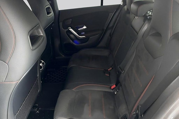 Mercedes-Benz CLA200 9 of 14