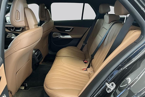 Mercedes-Benz E300 de 9 of 16