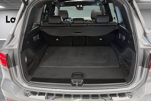 Mercedes-Benz GLB220 d 14 of 16