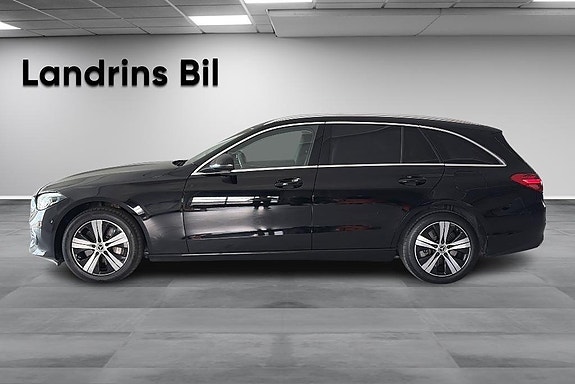 Mercedes-Benz C300 4 of 5