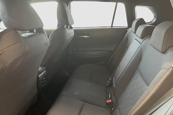 Toyota Corolla Cross 10 of 14