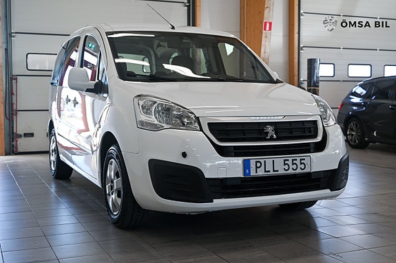 Peugeot Partner Tepee 3 of 5