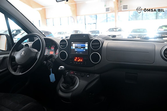 Peugeot Partner Tepee 15 of 17