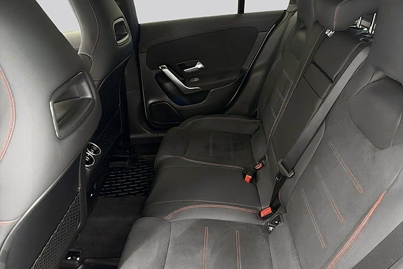 Mercedes-Benz CLA250 e 9 of 15