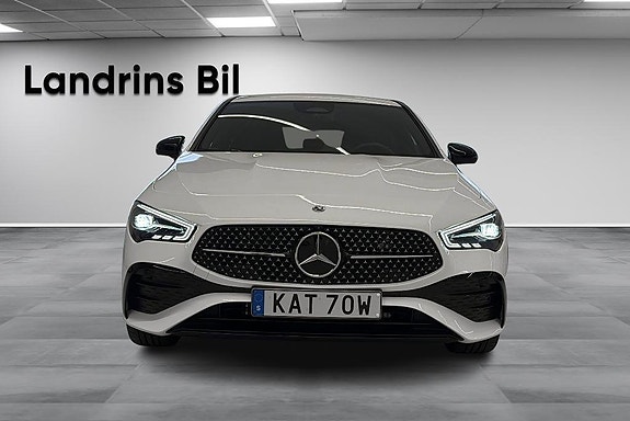 Mercedes-Benz CLA250 e 2 of 5