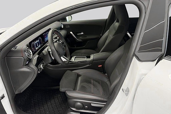 Mercedes-Benz CLA250 e 8 of 15