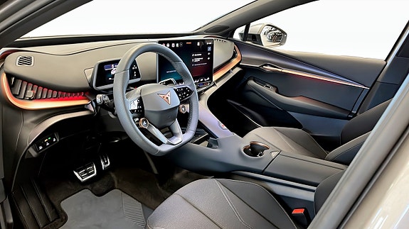 Cupra Tavascan 7 of 13