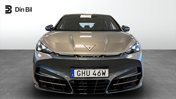 Cupra Tavascan 4 of 5
