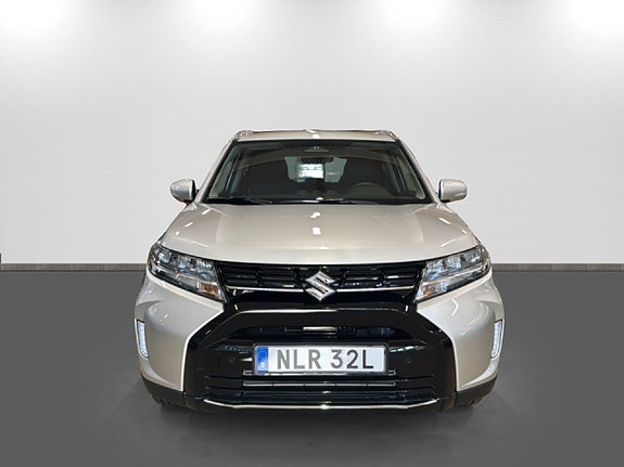 Suzuki Vitara 2 of 5