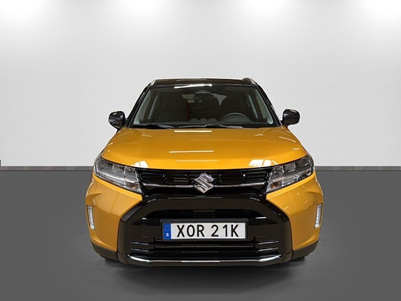 Suzuki Vitara 2 of 5