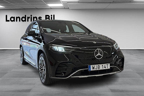 Mercedes-Benz EQE SUV 3 of 5