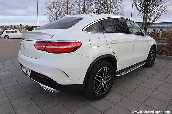 Mercedes-Benz GLE350 d 3 of 5