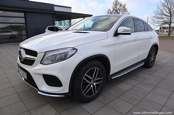 Mercedes-Benz GLE350 d 2 of 5