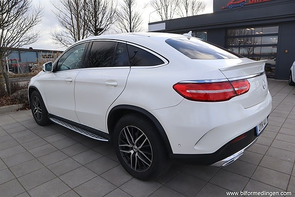 Mercedes-Benz GLE350 d 10 of 22
