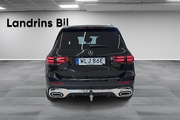 Mercedes-Benz GLB200 5 of 16