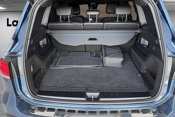Mercedes-Benz EQB300 14 of 16